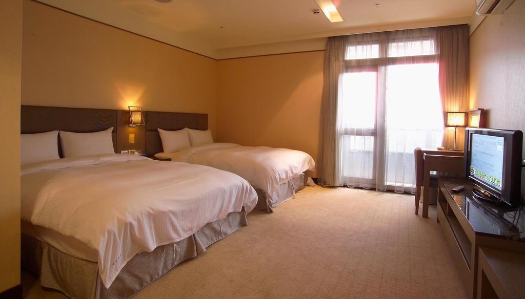 Rhine Inn Keelung Habitación foto
